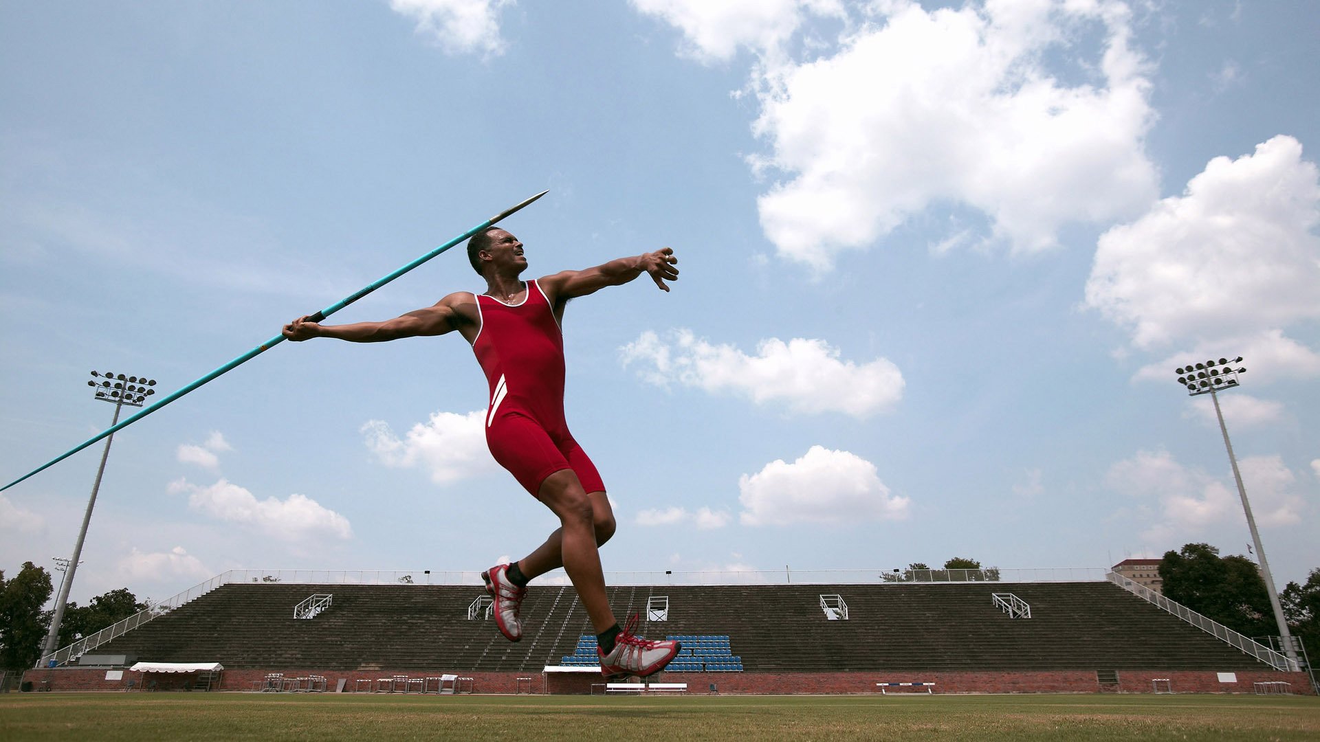 对比分析：传统赛制与创新玩法的优劣，各类创新赛事如火如荼